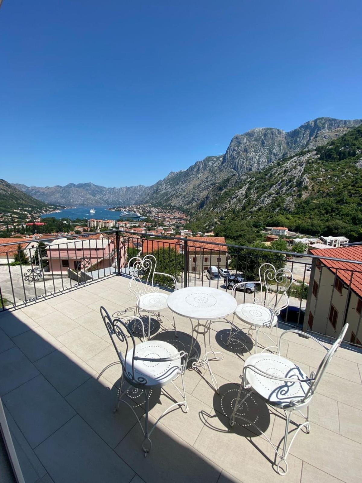 Apartments Marko Maros Kotor Zimmer foto